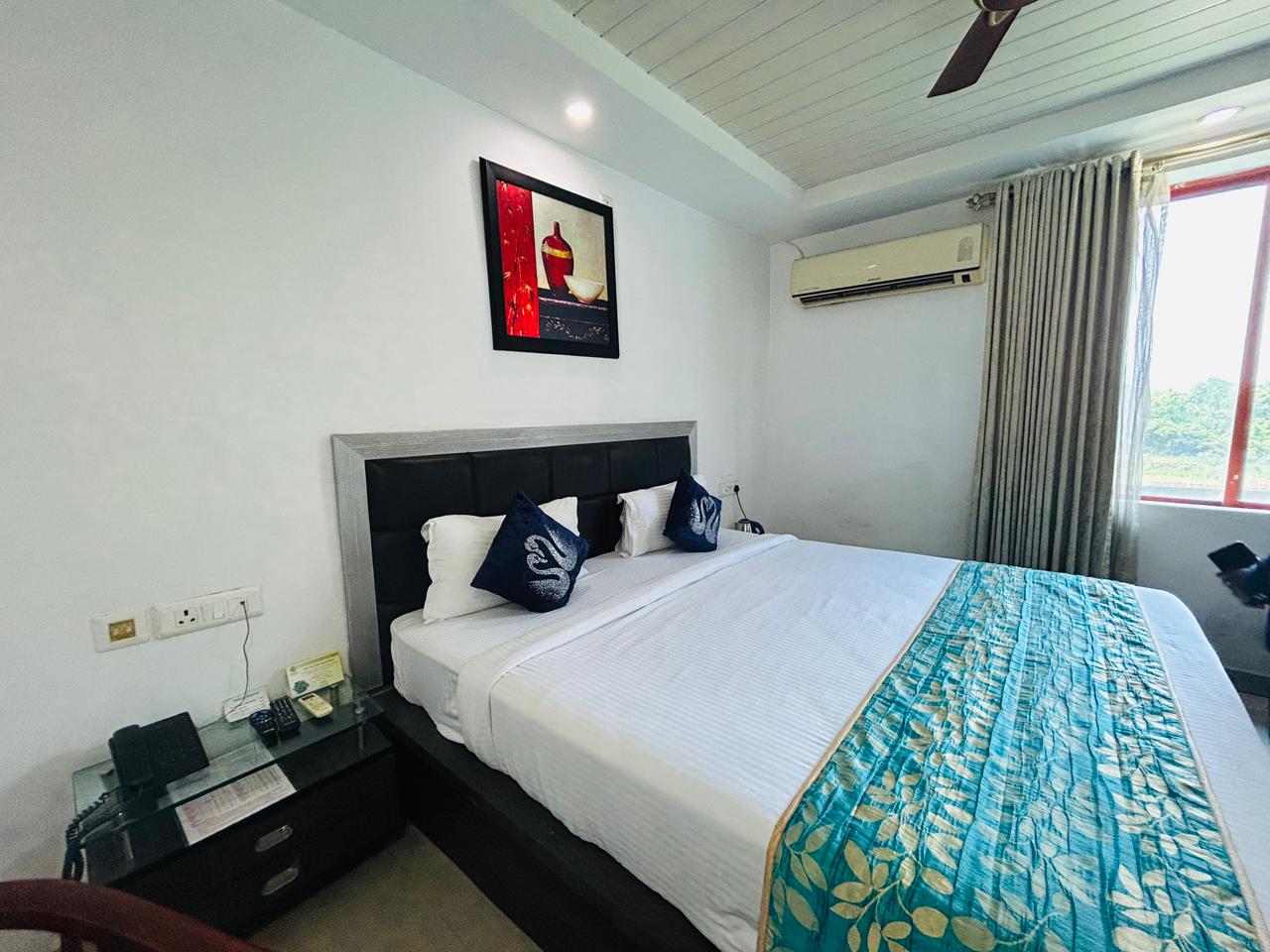 Hotel Dayal Residency - Tap to explore photos