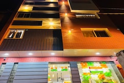 Hotel Vansh, Guna