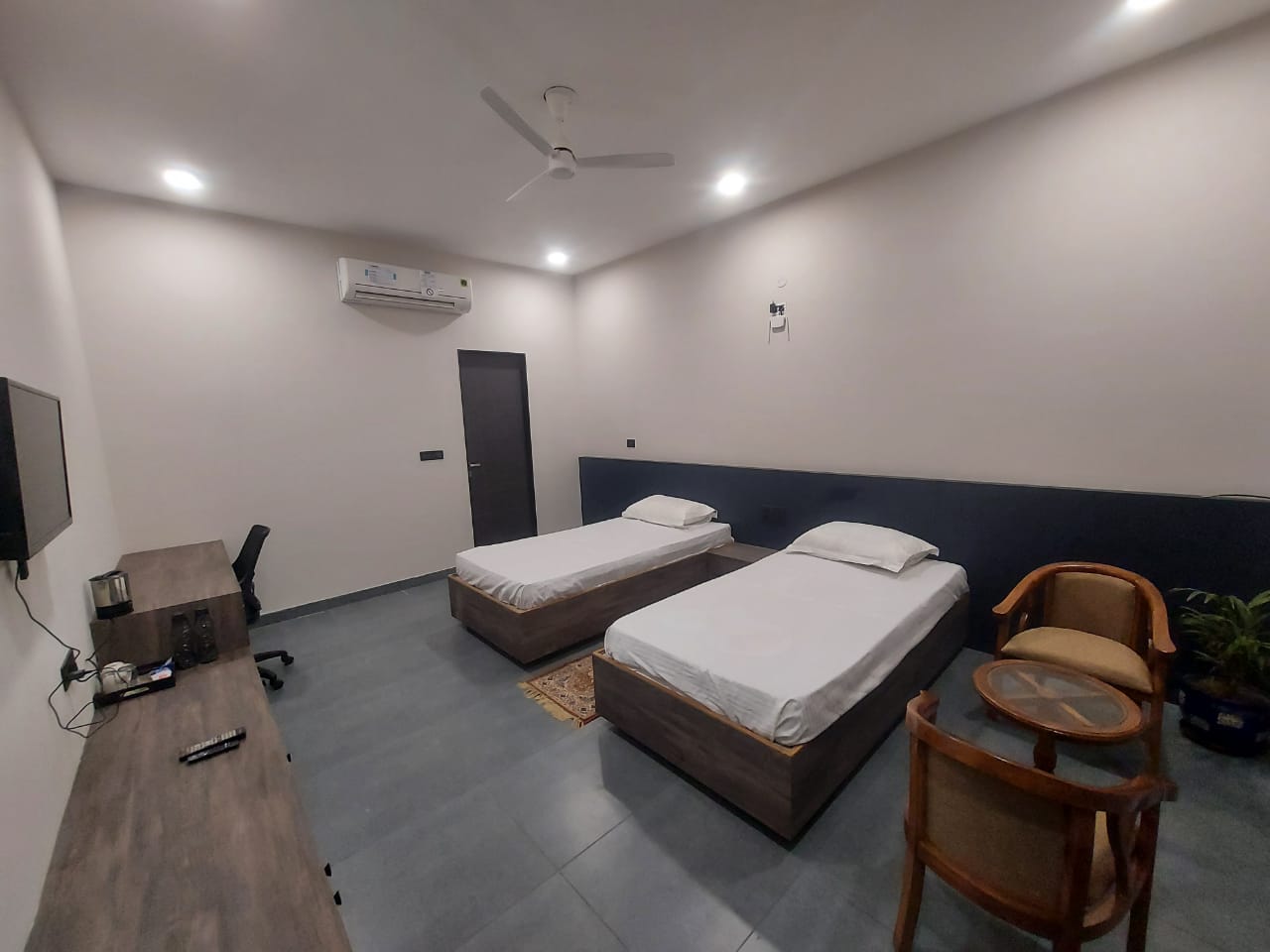 Private room with terrace at Tirupati Heights - Tap to explore photos