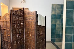 Griha |1BR Homestay in Alappura| Farmstay by Homeyhuts, Chittur