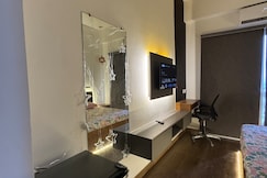 Heavenly stays, Greater Noida