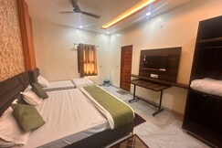 Hotel Shri Chandrawala Stays, Ayodhya