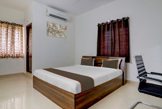 Capital O S V Residency Nalagandla