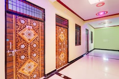 Hotel O Mandakini galaxy Hotel, Ghatampur
