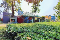 KADAMBINI RESORT, Lataguri