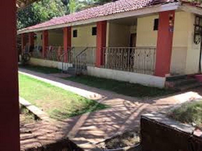 Hotel Yash Nyahari Niwas - Tap to explore photos