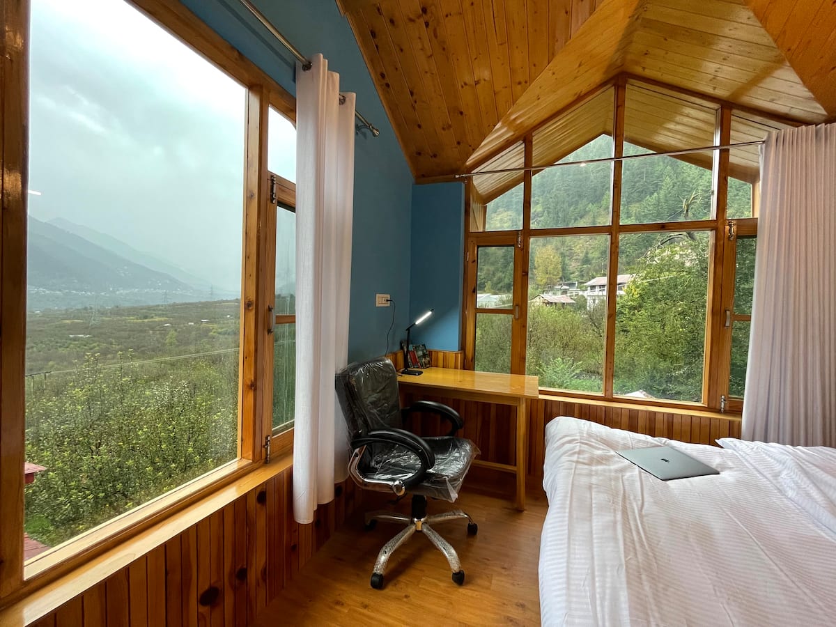 5th Mile Manali - Duplex Villa Apple Orchard Stay WFH - Tap to explore photos
