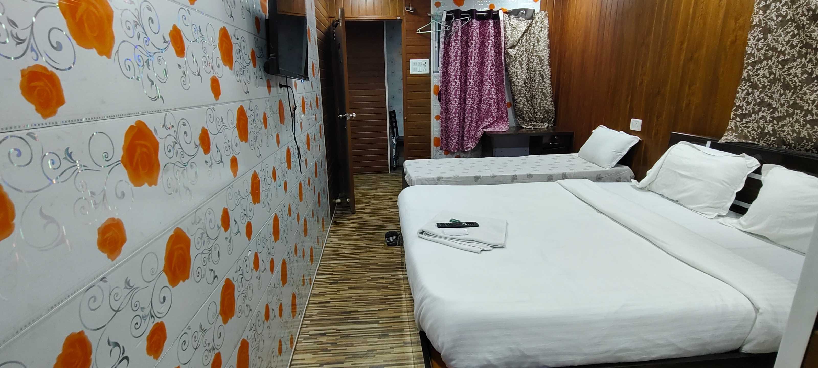 Hotel O Shiv Vandana Inn - Tap to explore photos