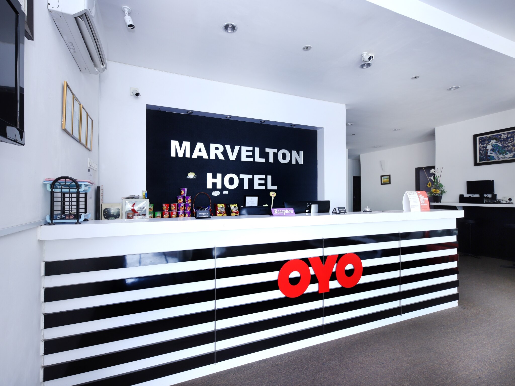 Oyo 442 Marvelton Hotel Deluxe Penang Price Address Reviews