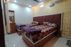 HOTEL SEVAKUNJ, Rewa