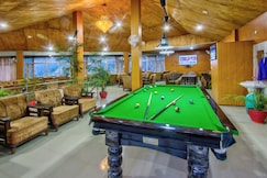 Regal Retreat Resort - A Mixture of Glamp & Tree House, Tosh