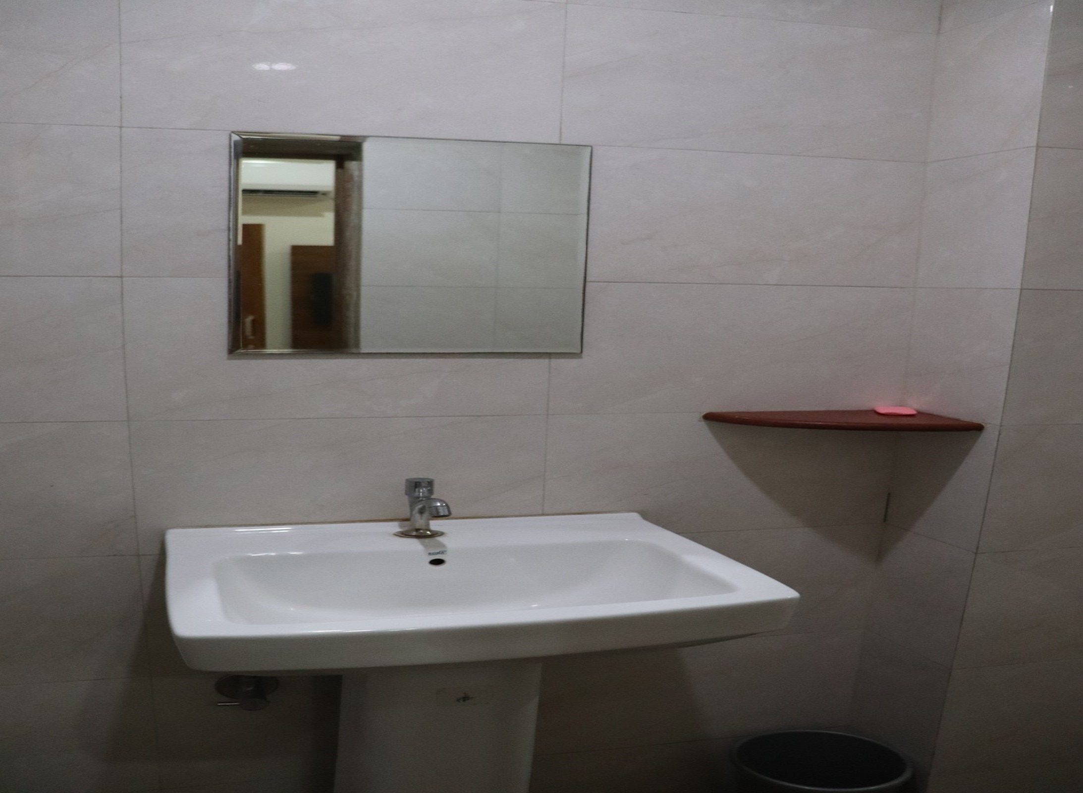 Shri Chamunda Hotel - Tap to explore photos