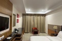 Hotel MCR Park, Narsinghgarh