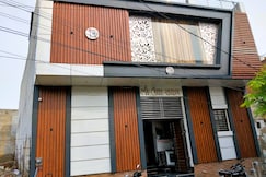 Hotel Maa Seva Sadan, Mathura