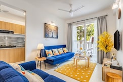 Prime Candolim 2BHK w Pool near Beach Nightlife | Hireavilla, Goa