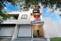 HOTEL O ROYAL DREAM, Omkareshwar