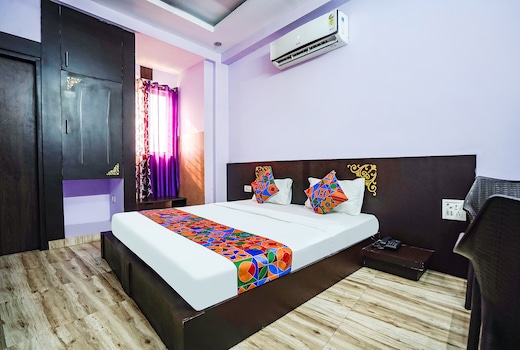 FabHotel Krishna Heights