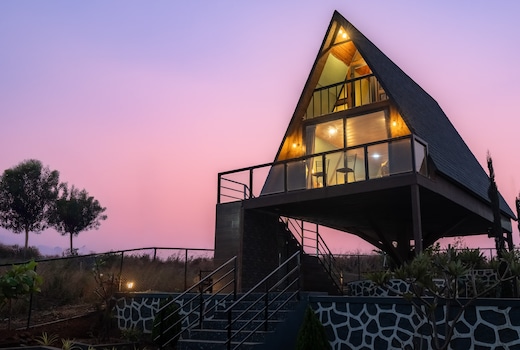 StayVista at Peak Paddle