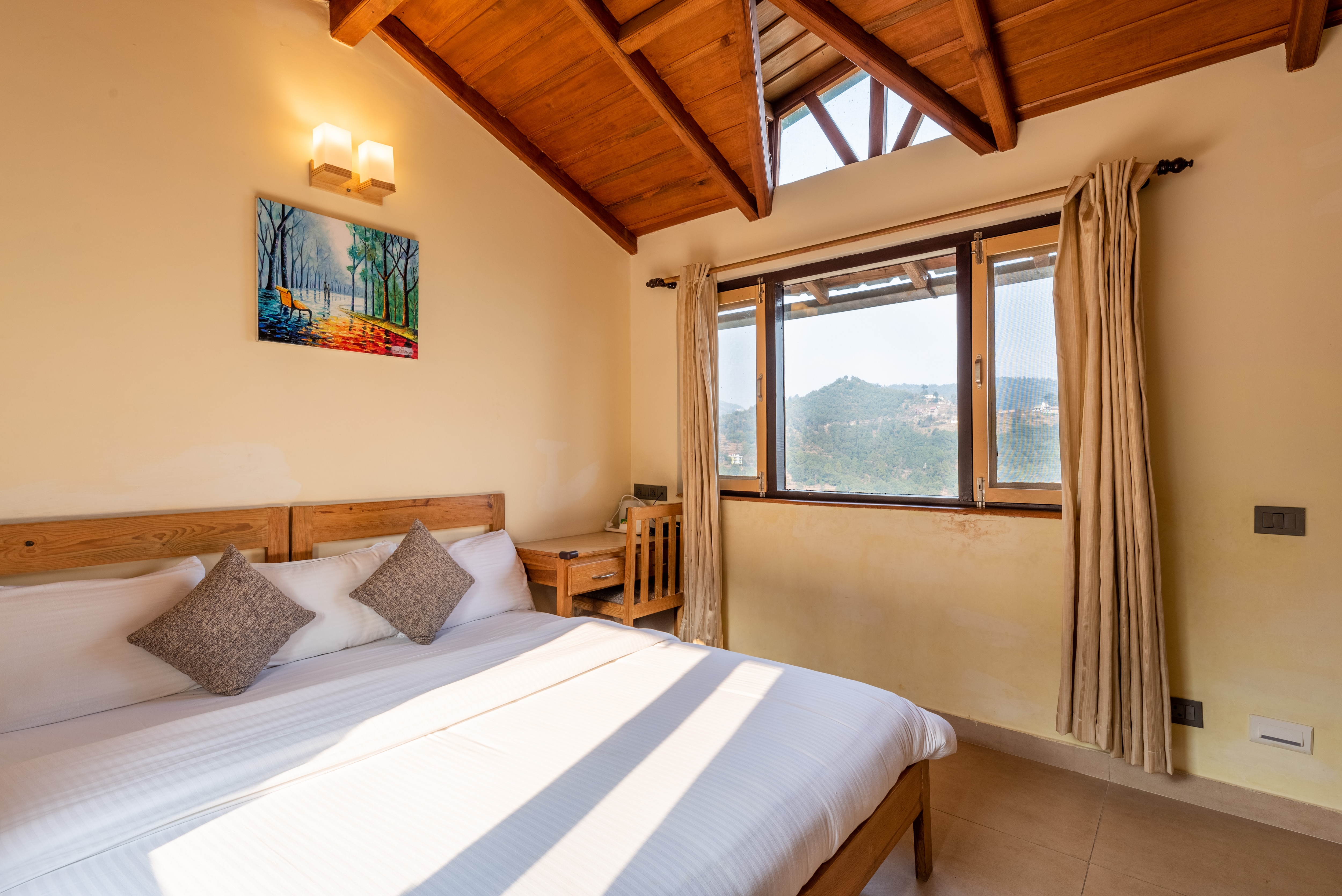 Pet-Friendly 2br w mountain view | Dream Cottage (2) by Roam Home - Tap to explore photos