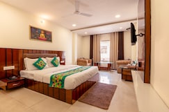 Treebo Red Coral, Haridwar