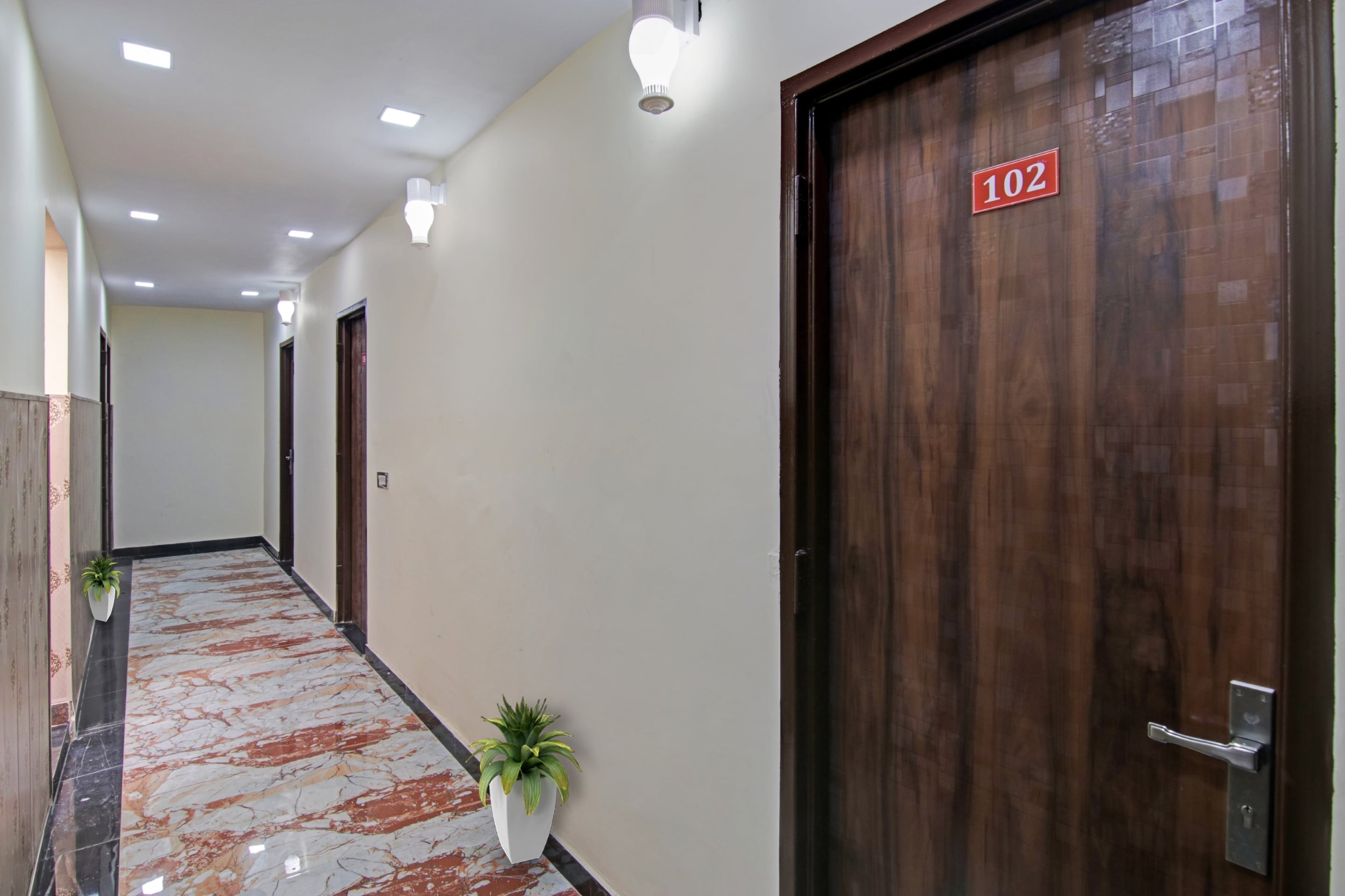 Hotel O Govind Residency - Tap to explore photos