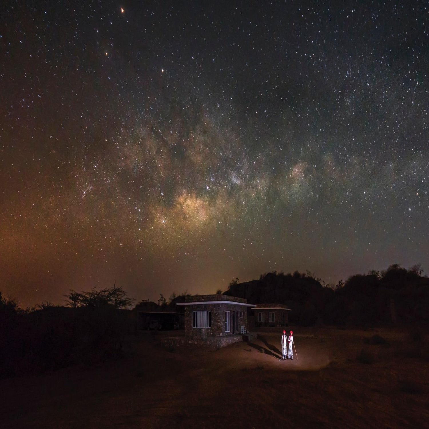 Bera Safari Lodge - Tap to explore photos