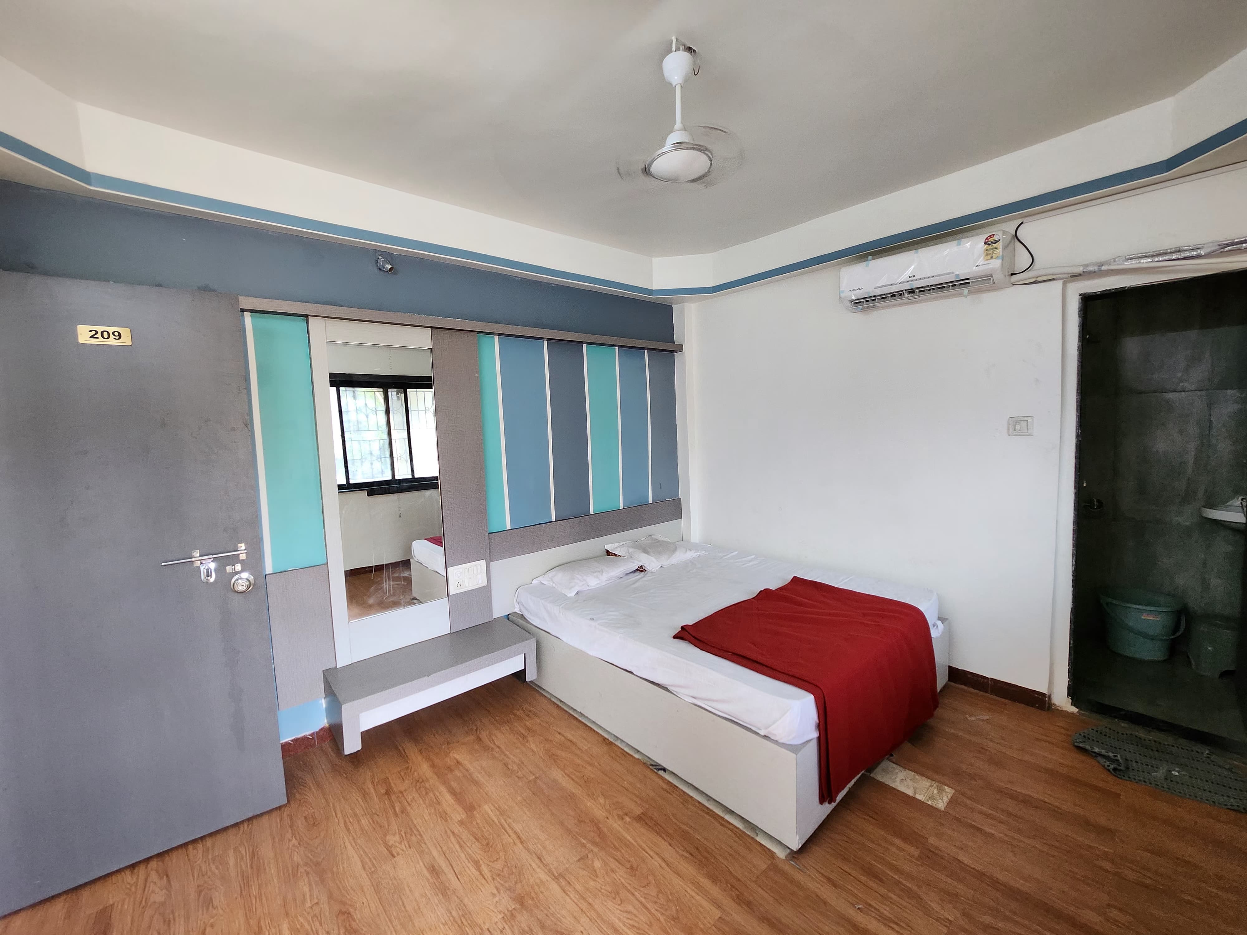 Hotel sai palace 5