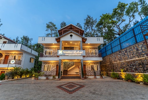 Treebo Arabica Valley