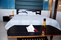 BABA HOTEL AND RESTAURANT, Pilani