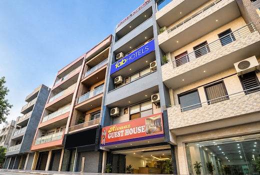 FabHotel Rivaaz
