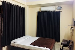 Pratap Hotel, Varanasi