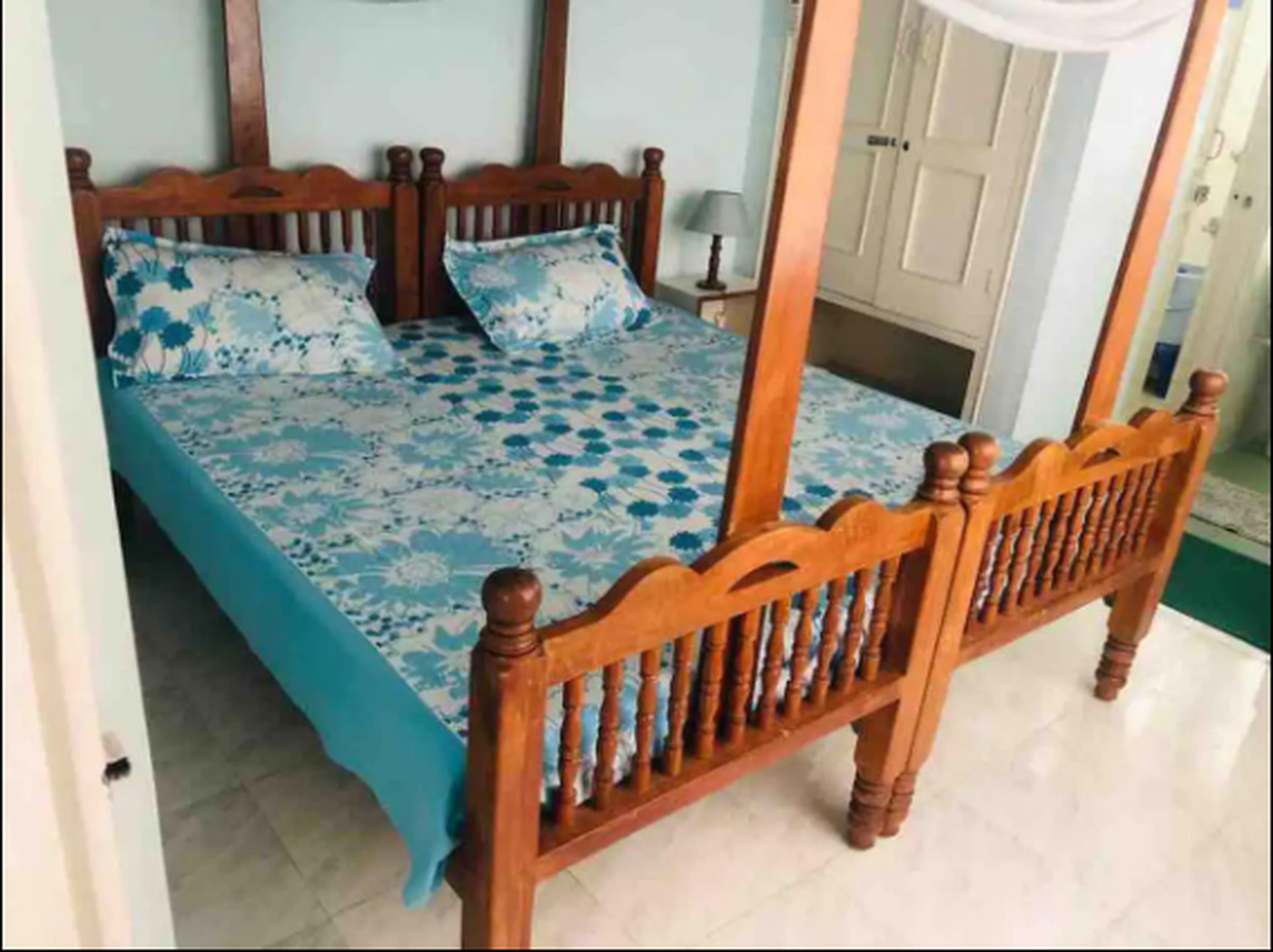 ROOFTOP RETREAT Fully Furnished 1BHK House - Tap to explore photos