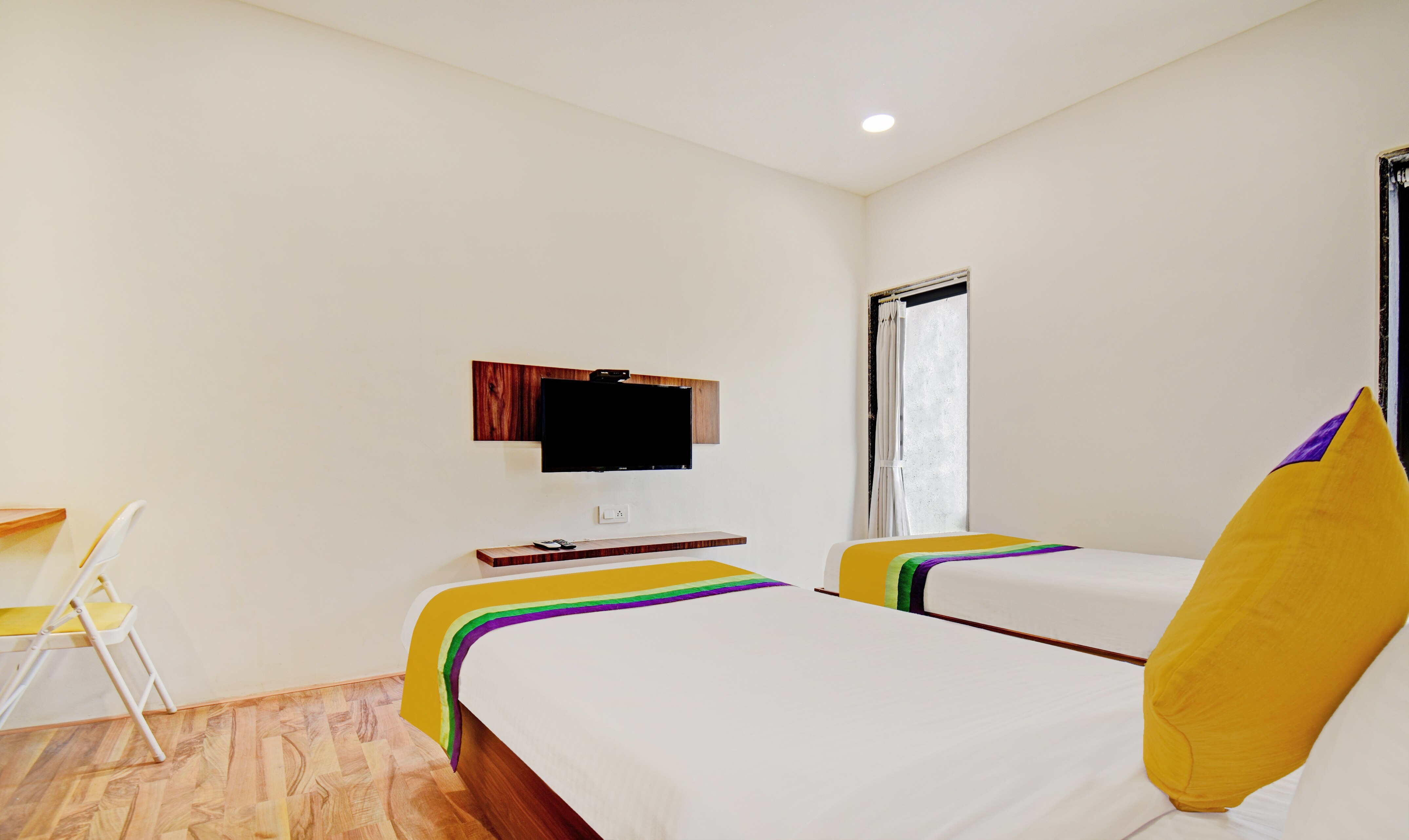 Itsy Hotels Shivshakti 4