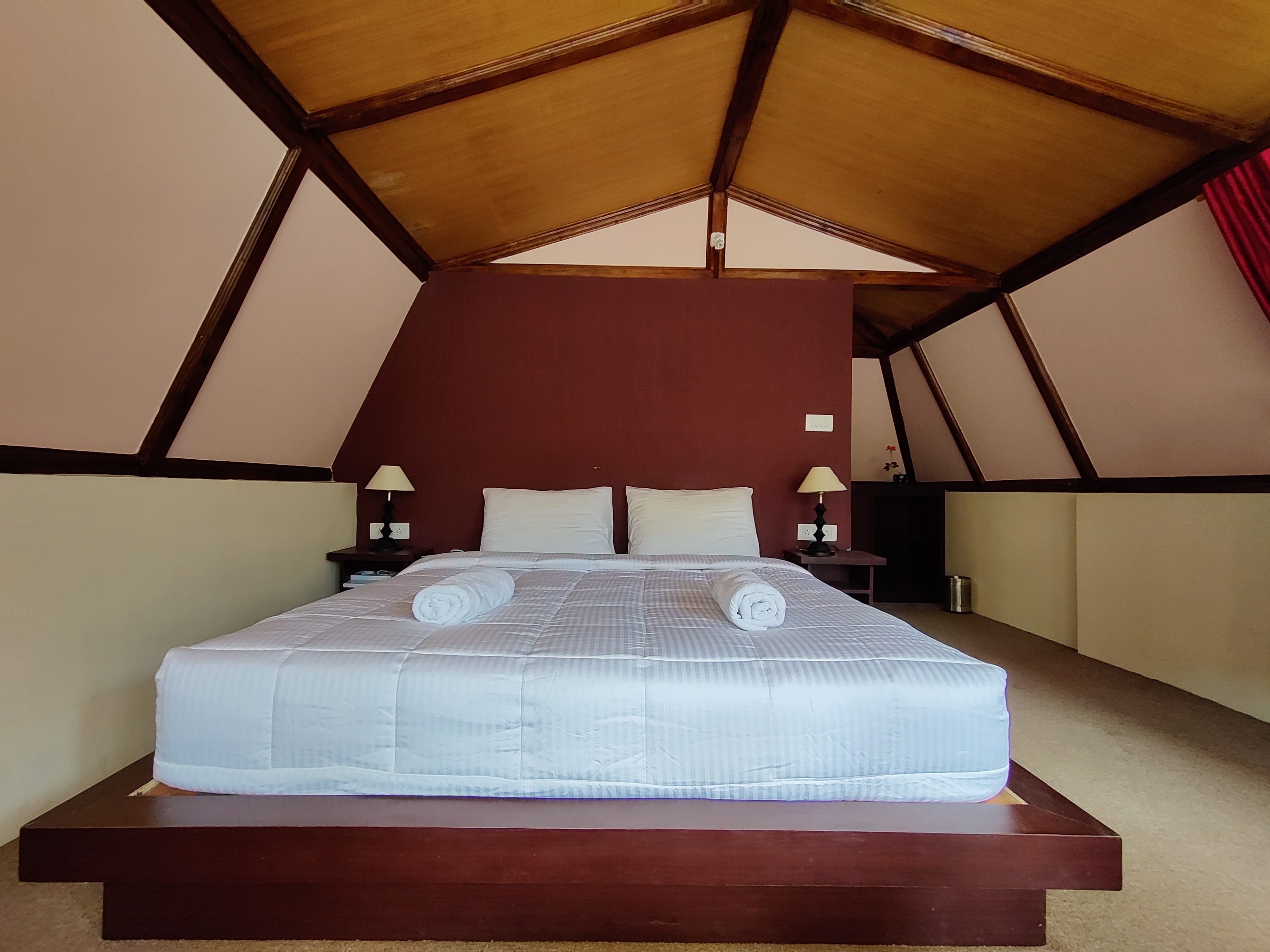 Uley Eco Resort - Tap to explore photos