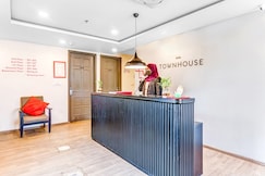 Super Townhouse 139 Ashiyana Smriti Upvan Near Emerald Mall Lucknow, Lucknow