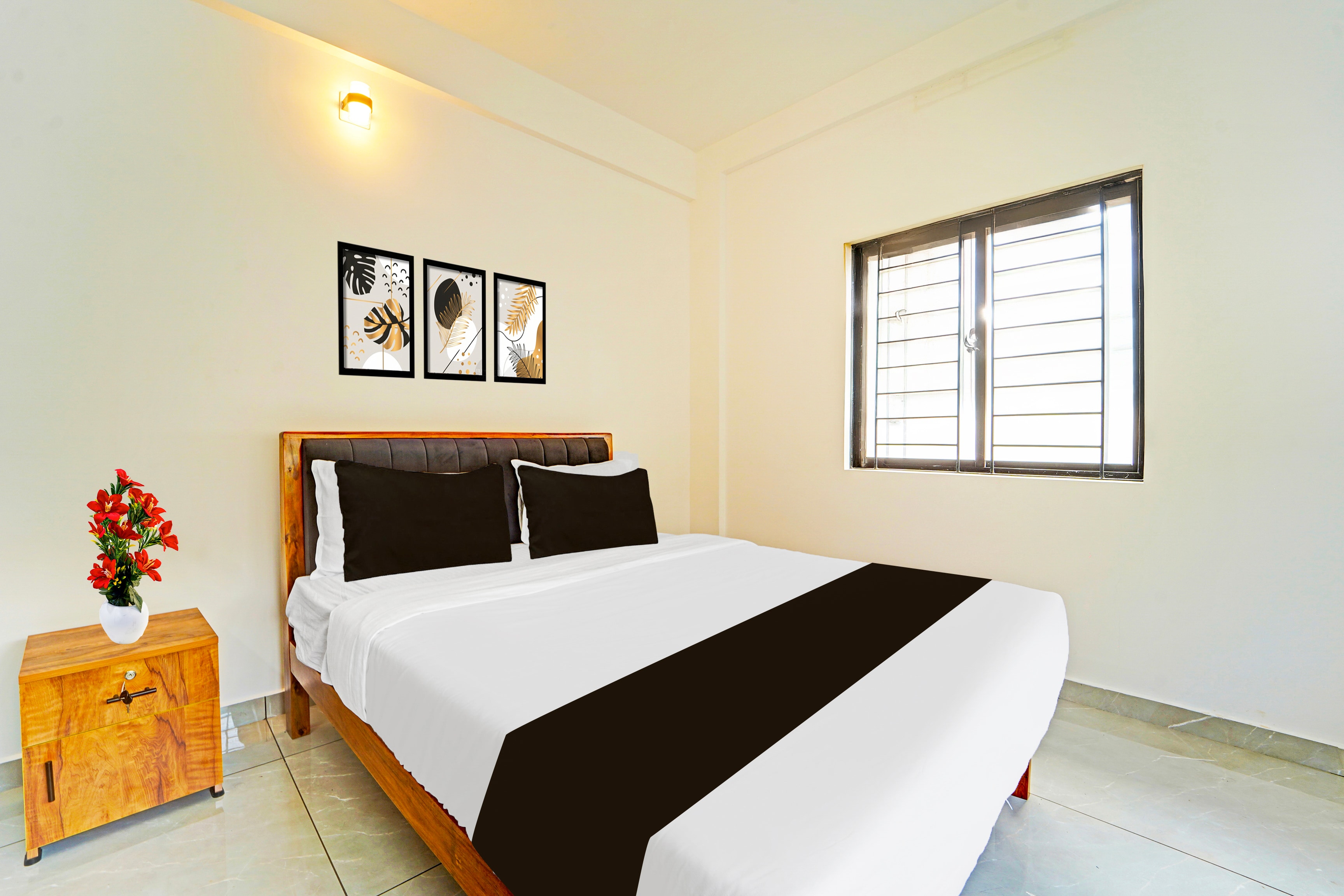 Super Hotel O Kalamassery Near Medical College - Tap to explore photos