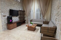 Casa Palms 3BHK Pool Farmhouse Near Jodhpur, Jodhpur
