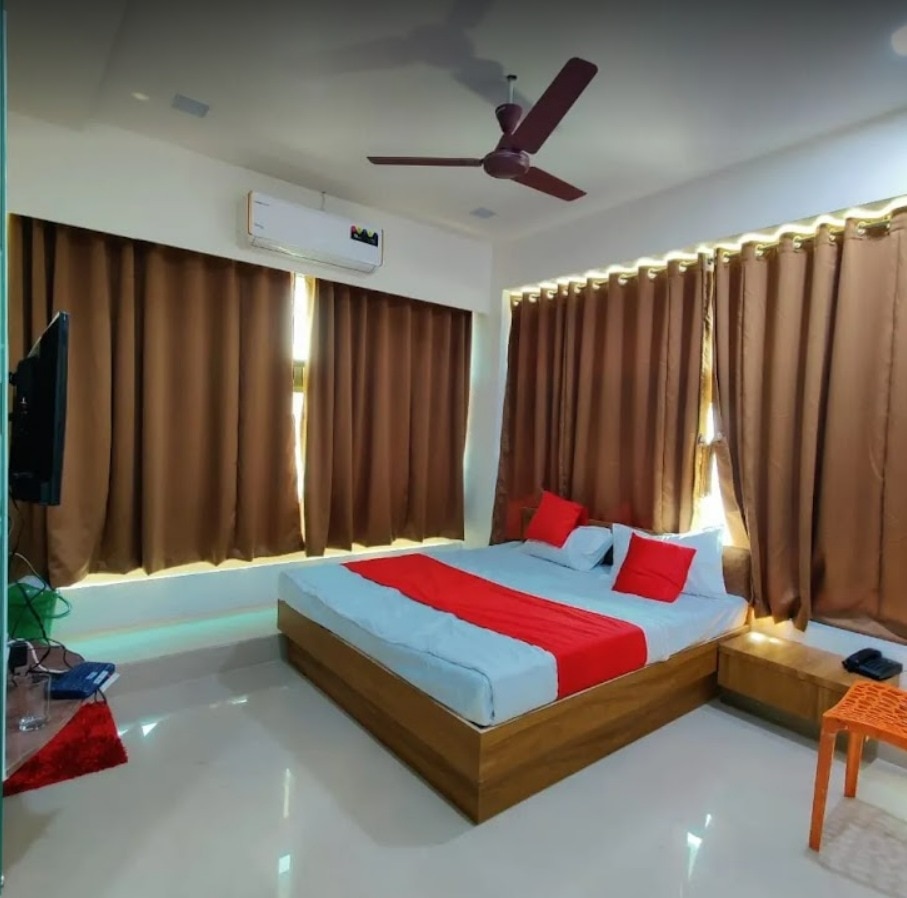 Hotel Madhav, Ahmedabad - Tap to explore photos