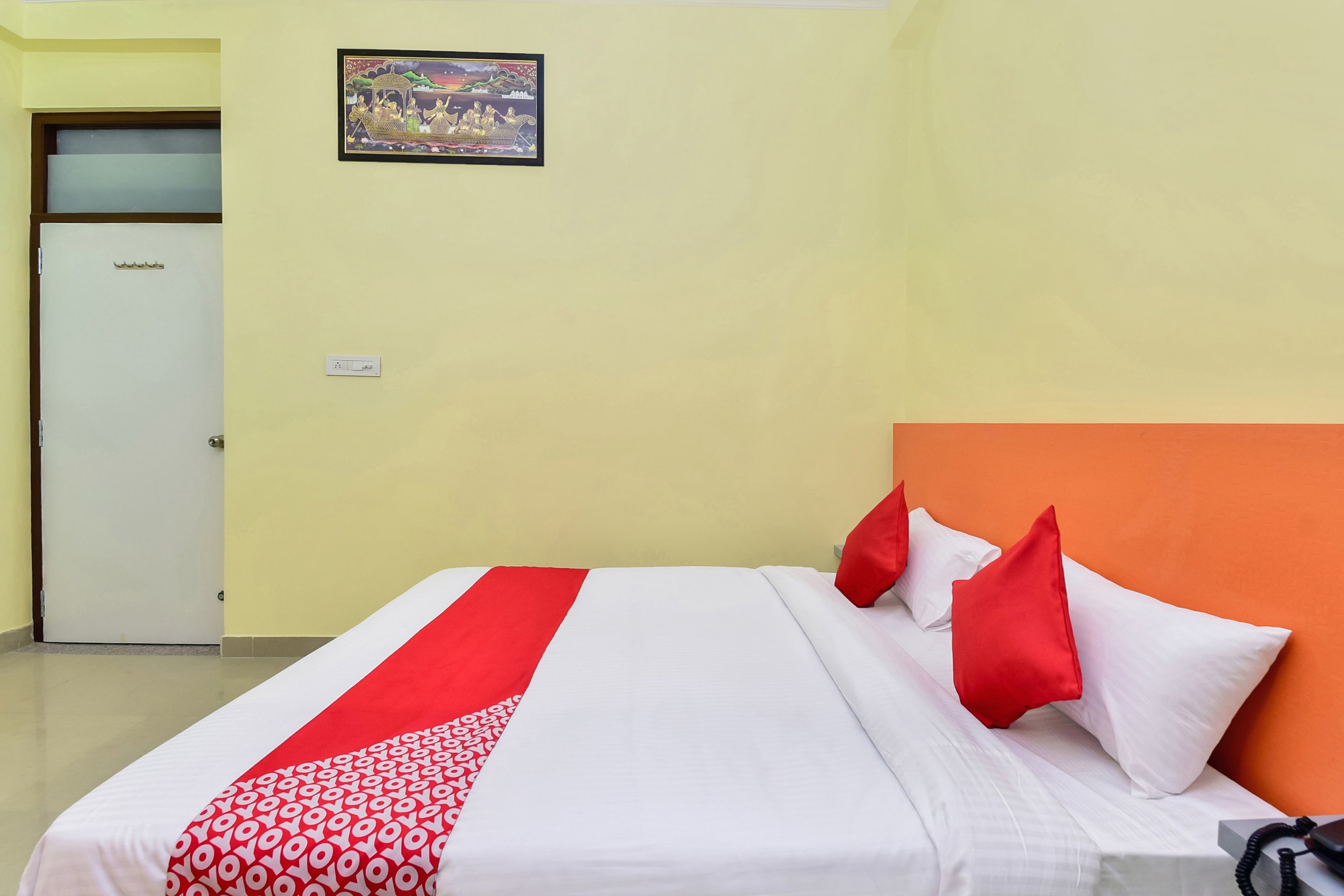 Hotel O Suraj Villa - Tap to explore photos