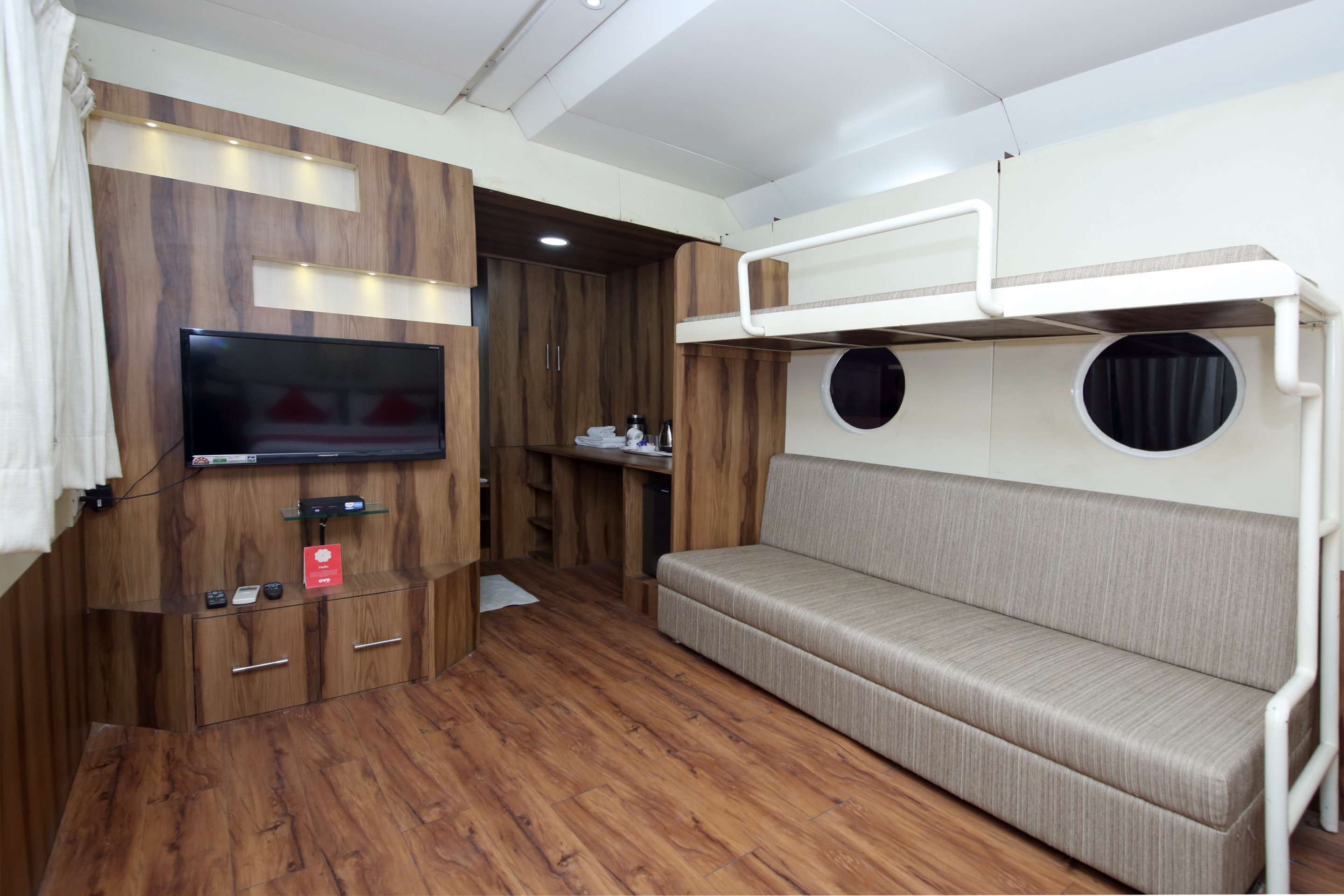 Caravan Resorts - Tap to explore photos