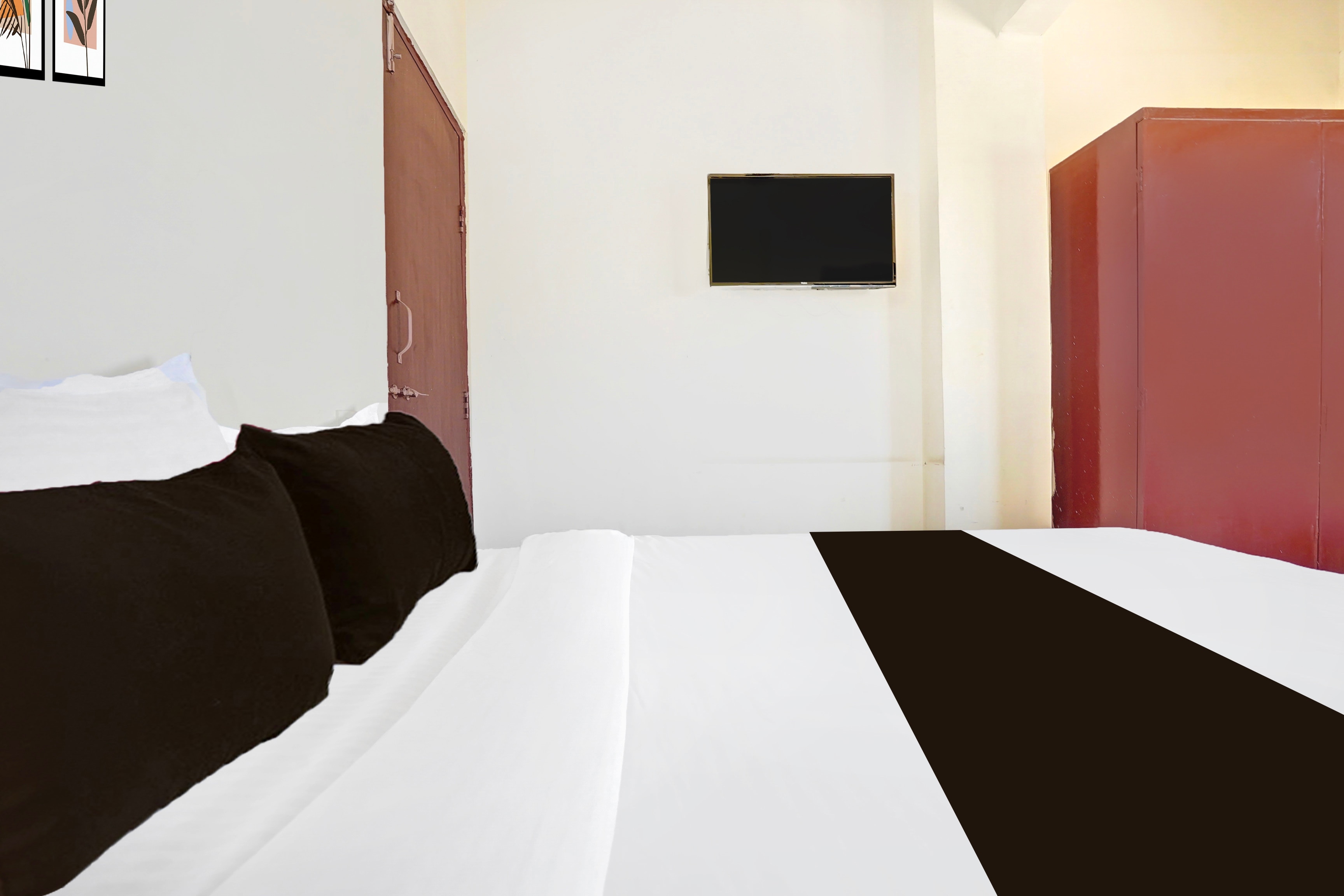 Hotel O Rane Nagar formerly Shree Mangal Complex 3