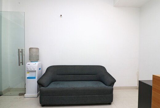 Hotel O Sathguru Residency Near New Ashok Nagar Metro Station