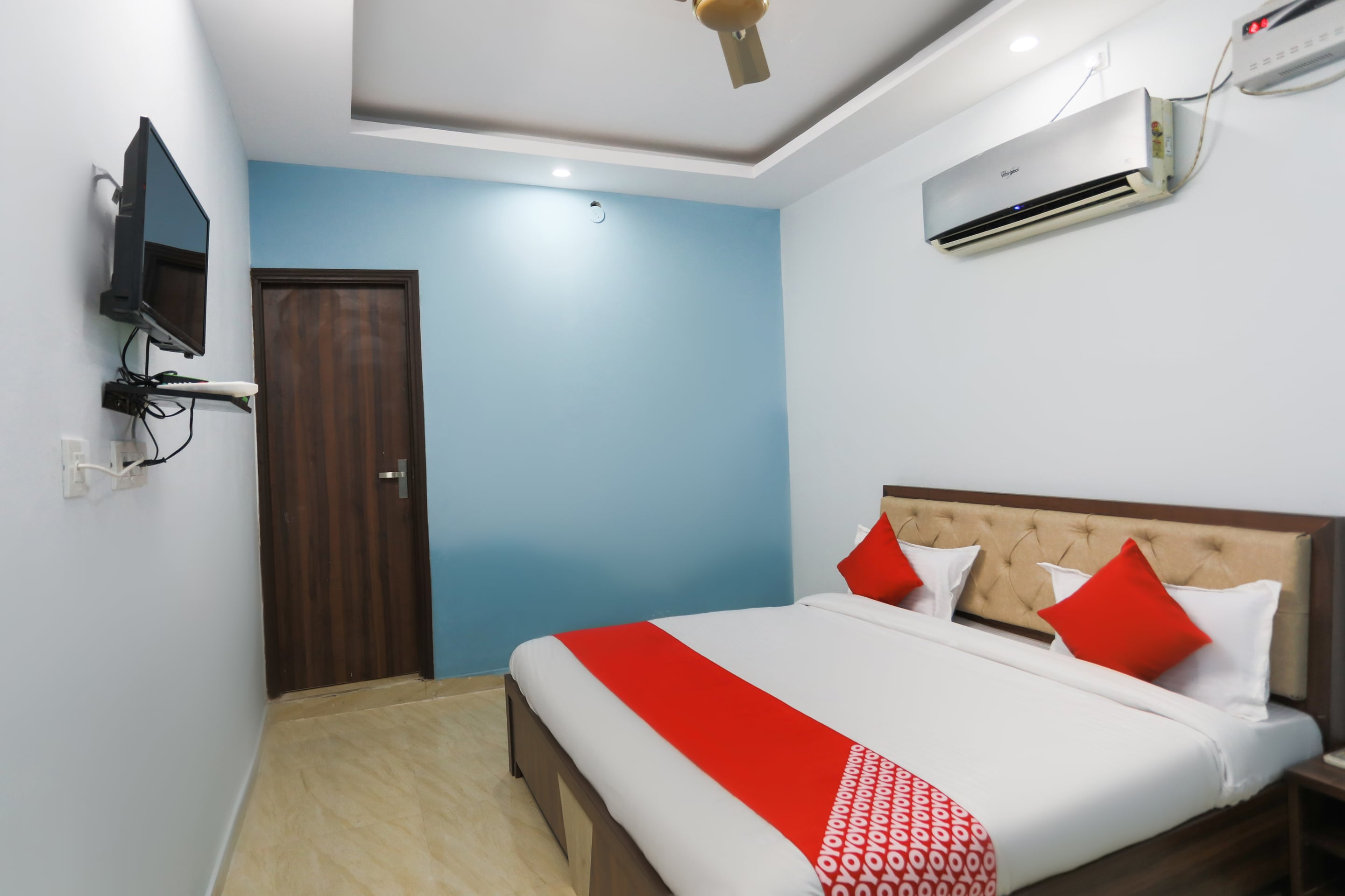 Hotel O Shehnai - Tap to explore photos