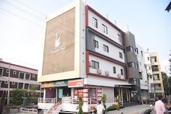 Elegance Inn, Sangli