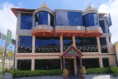HYDERSPARK - THE LUXURY HOTEL, Karur