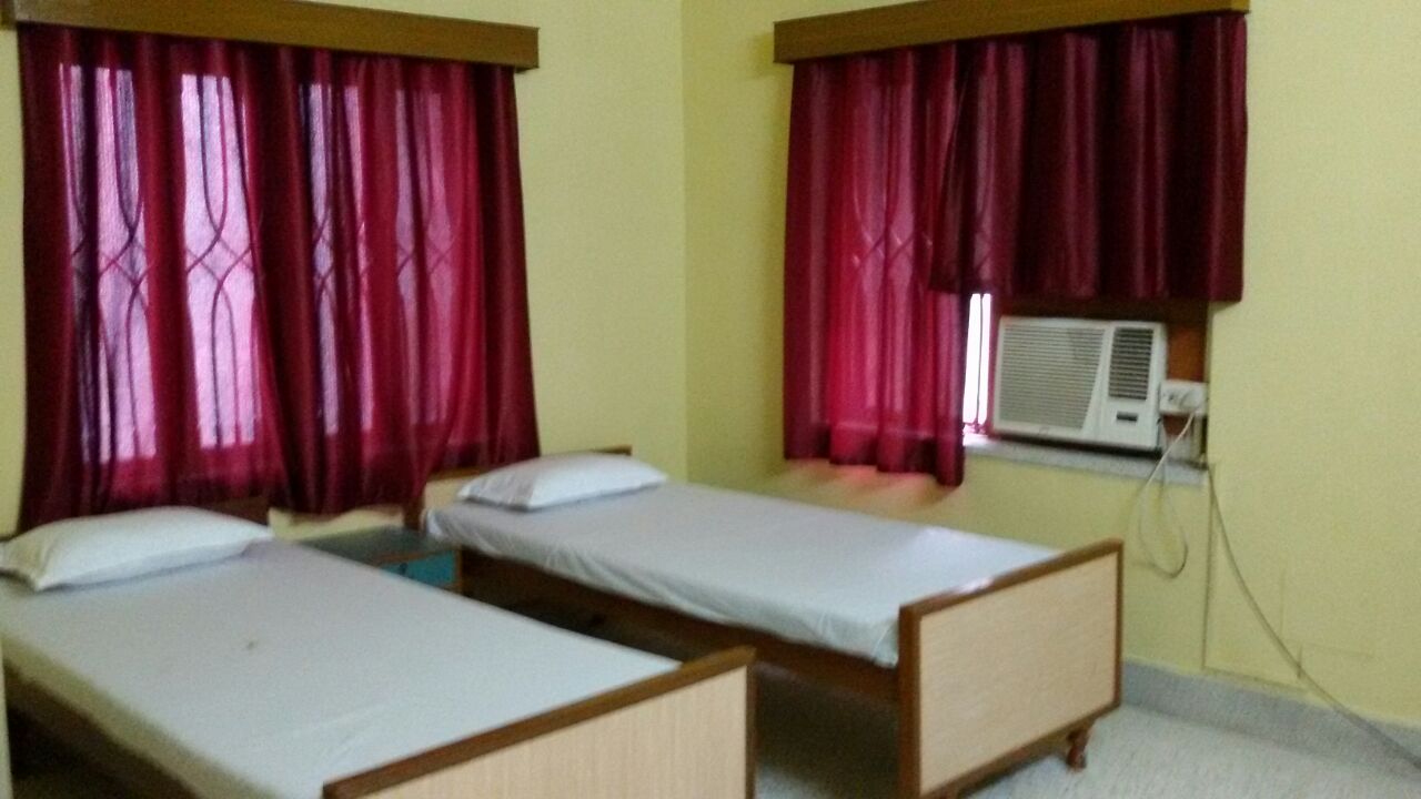 SATYAM GUEST HOUSE - Tap to explore photos