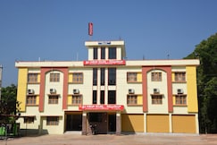 Shri Ganesh Residency - Lodging & Boarding, Chikmagalur