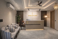 The Embassy Inn - Near Indoor Stadium & Sector 11, Noida