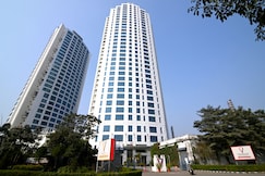 Luxury Flat near Westin CCU BBCC Sec V Ecopark, Kolkata