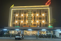 Hotel Furat., Daman